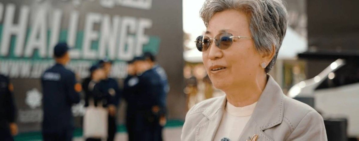 الصين تدخل تحدي سوات بستة فرق بينها فريقان نسائيان