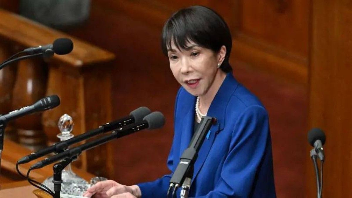 رئيسة وزراء اليابان تتعهد بتعليق ضريبة مبيعات الأغذية