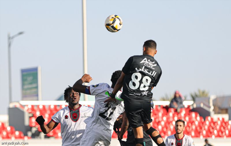 الطائي يرفض الخسارة أمام الرائد