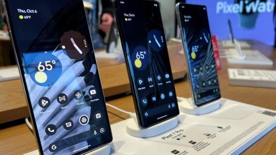 هل تودّع الهواتف الذكية الأحجام الصغيرة إلى الأبد؟