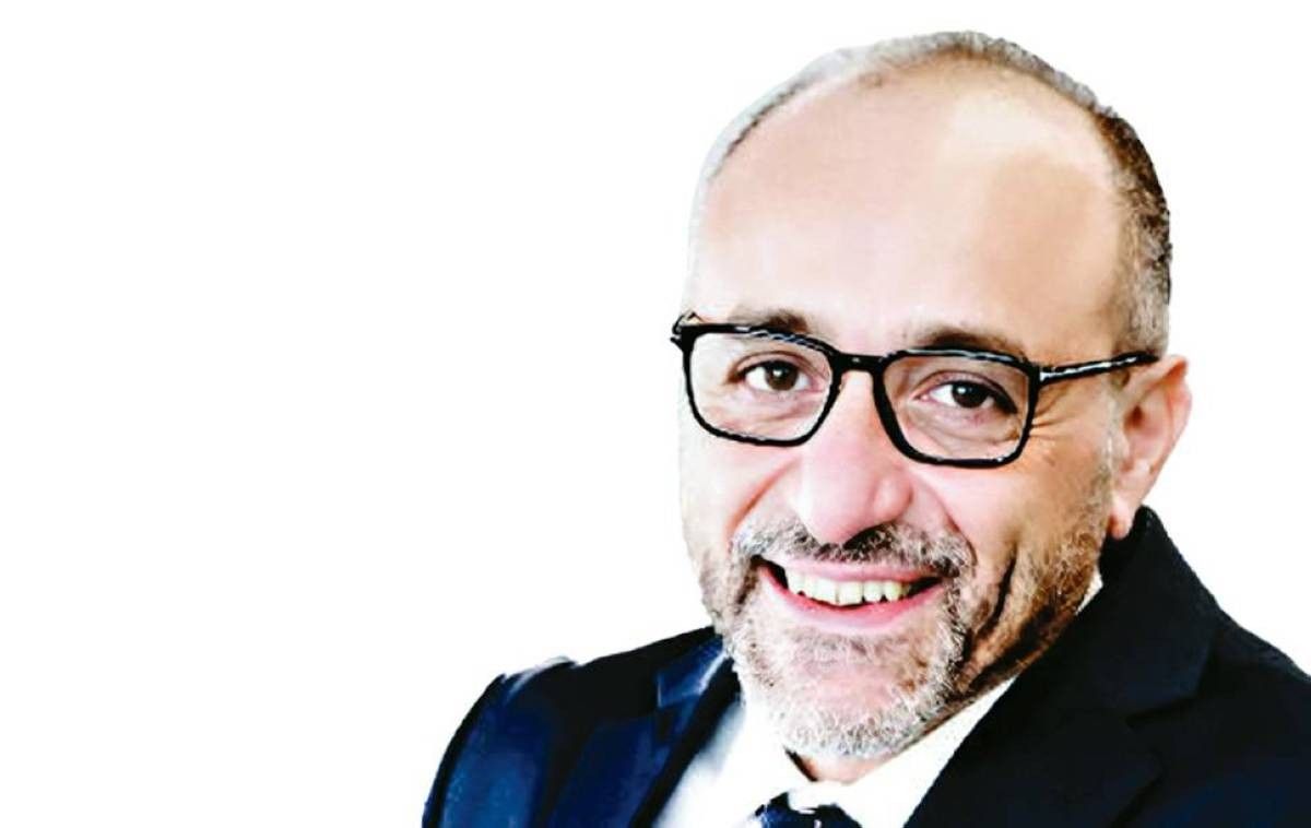 قطاع السيارات في الإمارات على طريق نمو فائق السرعة