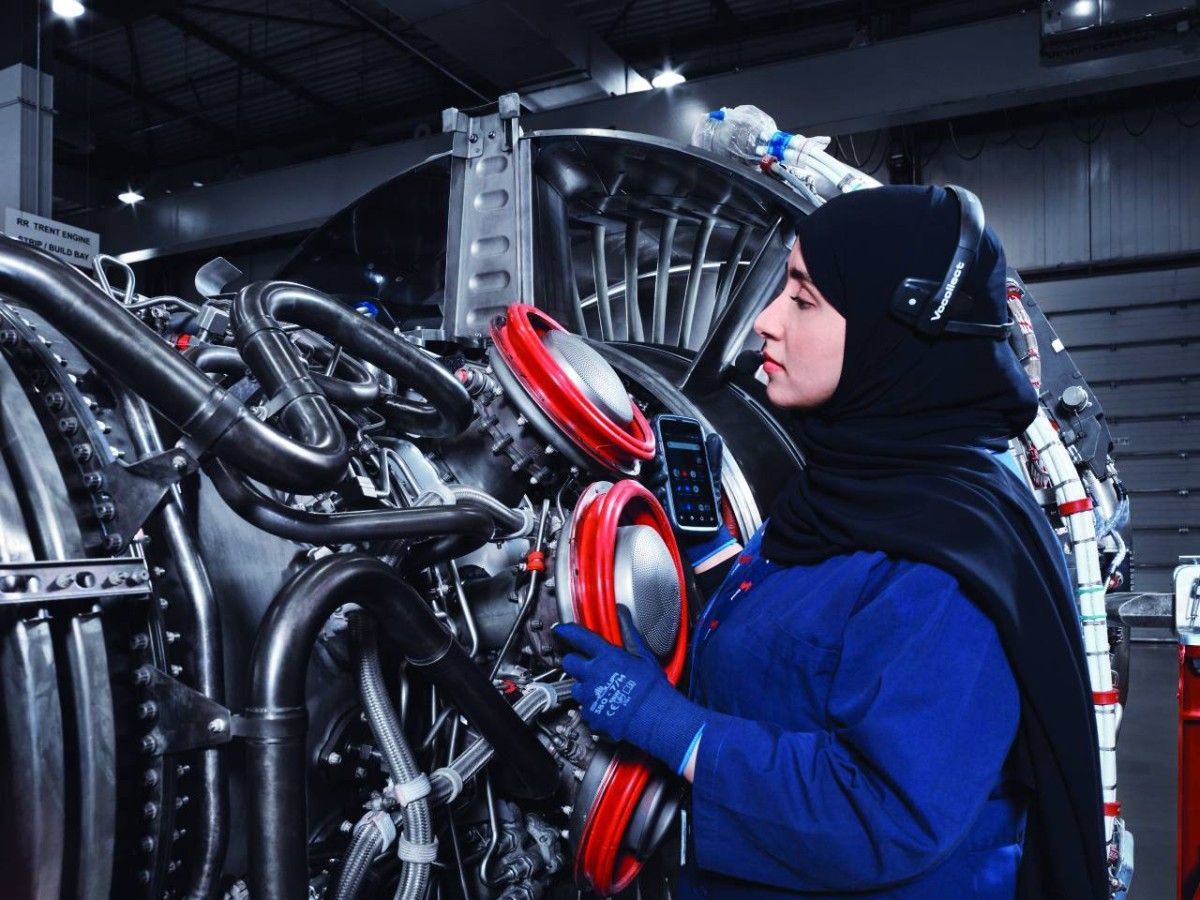 محمد بن راشد: الإمارات الأولى في الصادرات الصناعية بالمنطقة