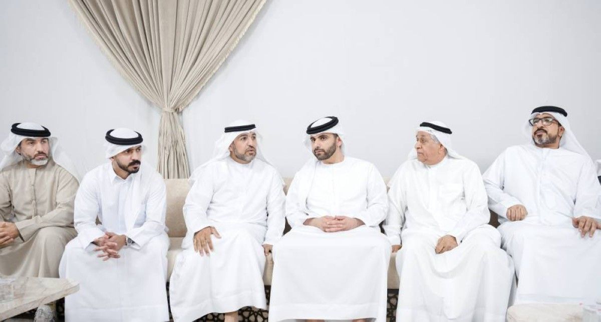 مكتوم وأحمد ومنصور بن محمد يعزون في وفاة عمر البلوشي