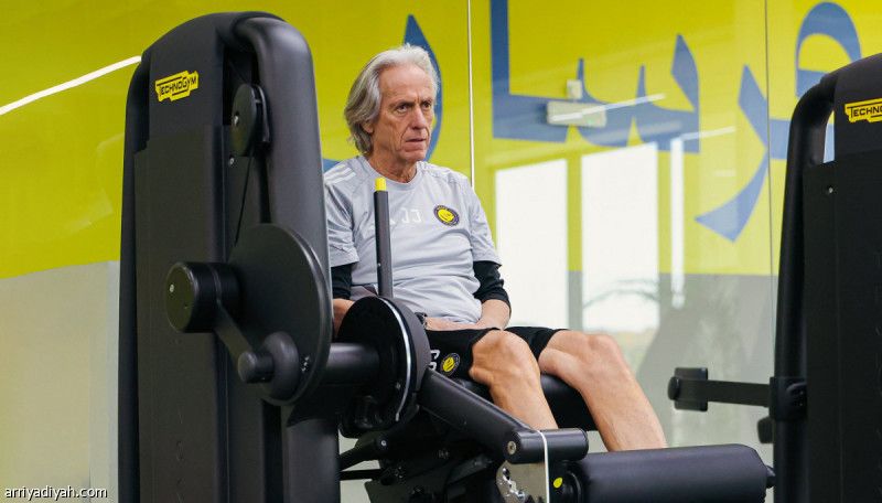 جيسوس يرهن بقاءه بـ«الدون»