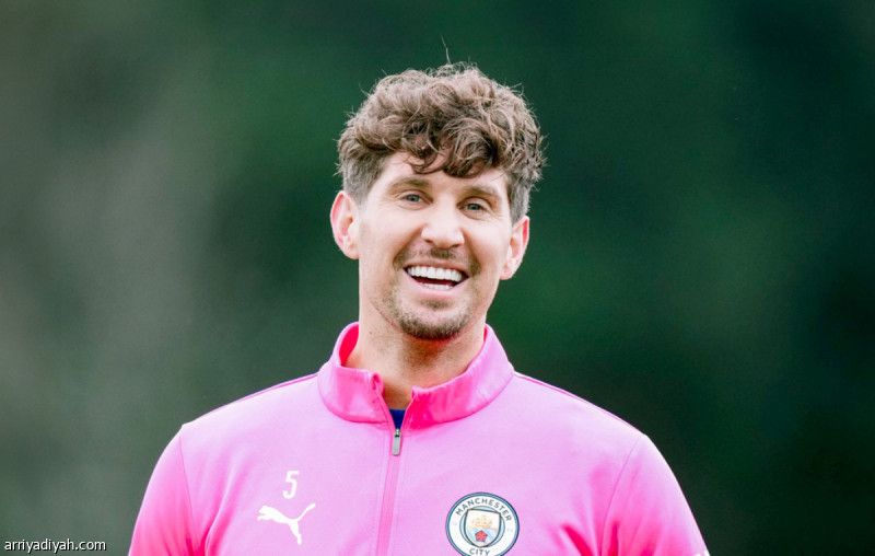 قبل فولهام.. سيتي يستعيد ستونز