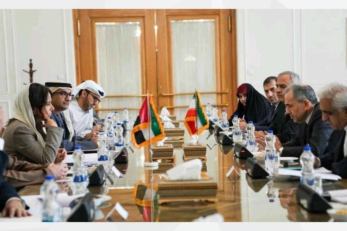 الإمارات وإيران تعقدان المشاورات السياسية في طهران