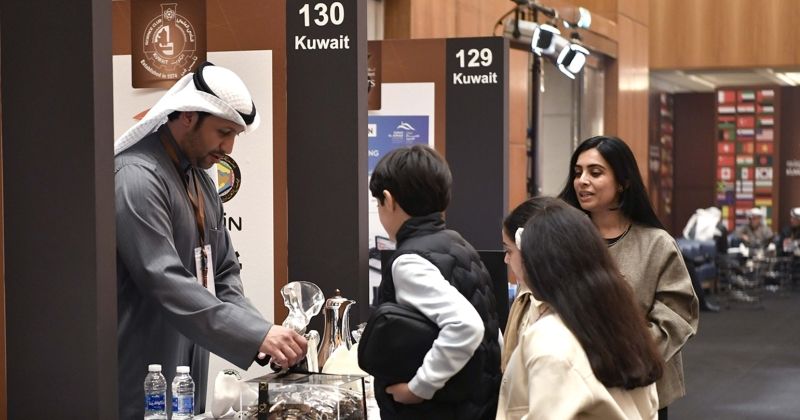 أحد مُخترعي المركز يشرح فكرة ابتكاره