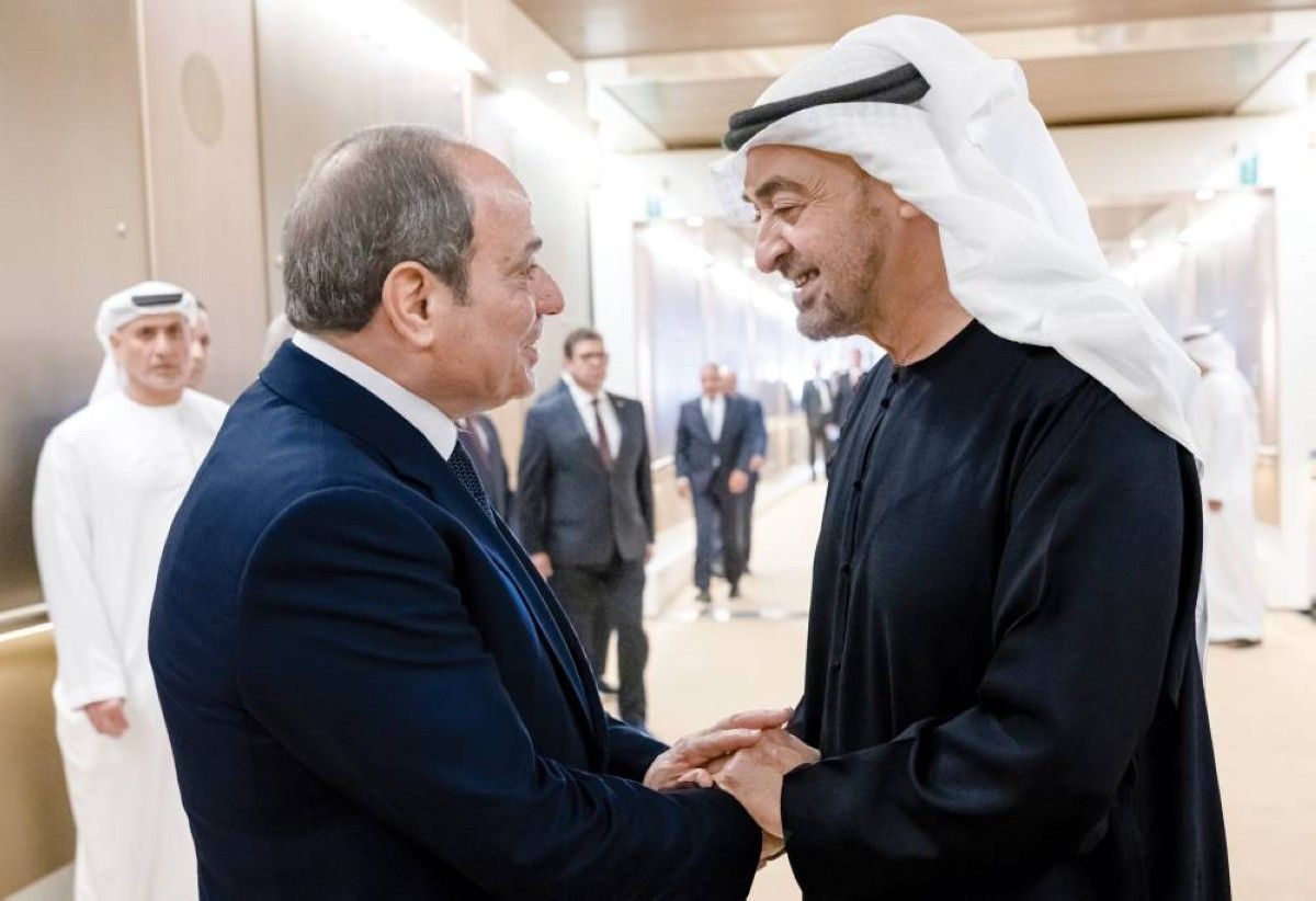 محمد بن زايد والسيسي: العمل على تعزيز السلام للحفاظ على أمن واستقرار المنطقة