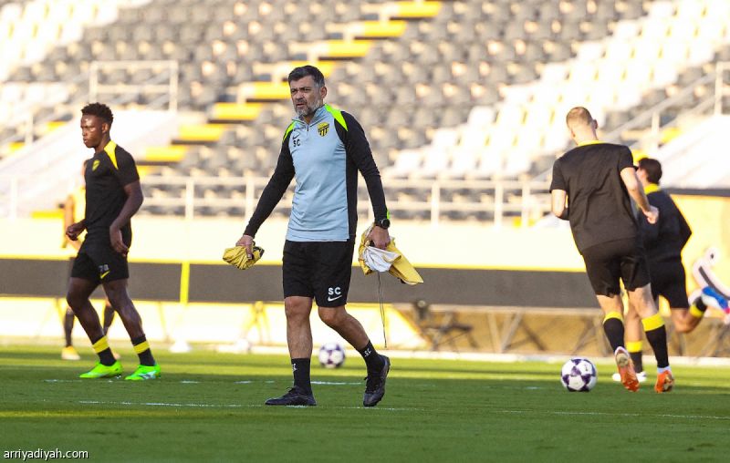 أمام الغرافة.. الاتحاد يبحث عن الأدوار النهائية