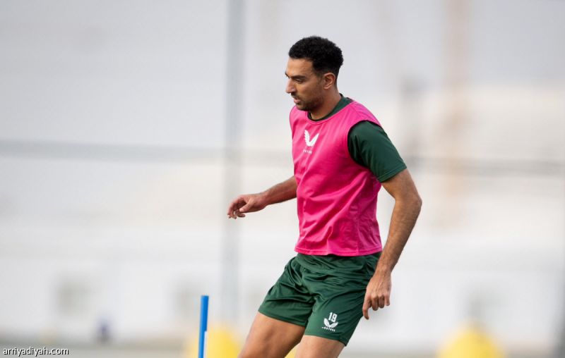 في غياب ديمبلي.. الاتفاق يهاجم الهلال بـ«كوكا»