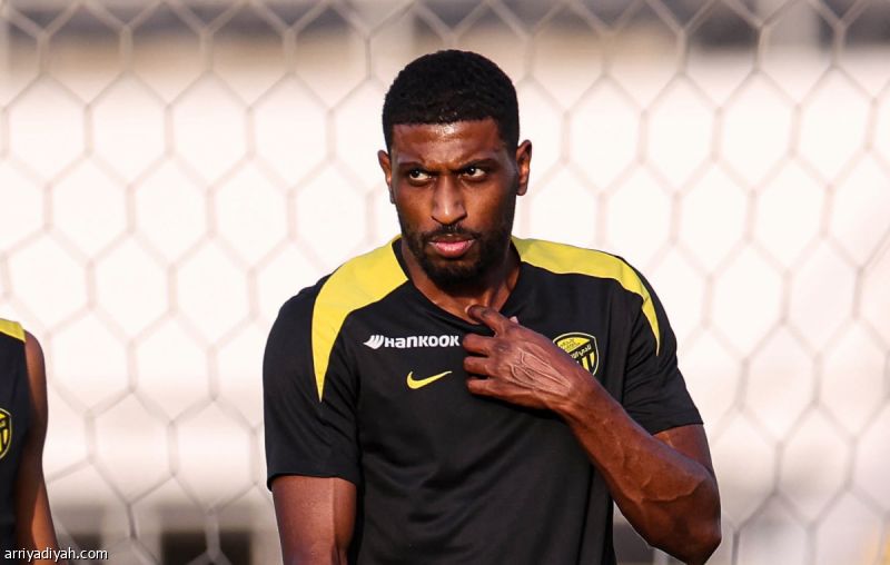 الاتحاد.. اختبارات الأربعاء تحدد مصير شراحيلي