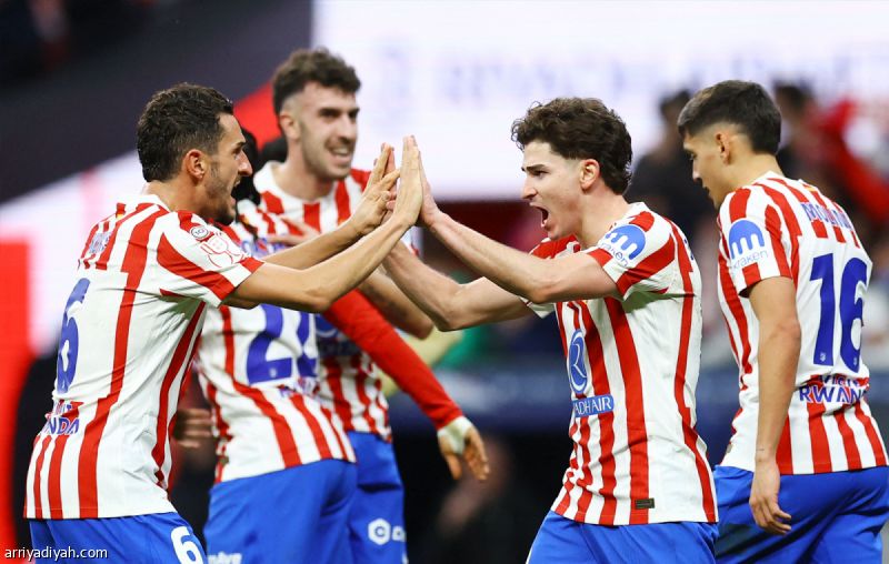 بعد 37 عاما.. أتلتيكو يسقط برشلونة برباعية