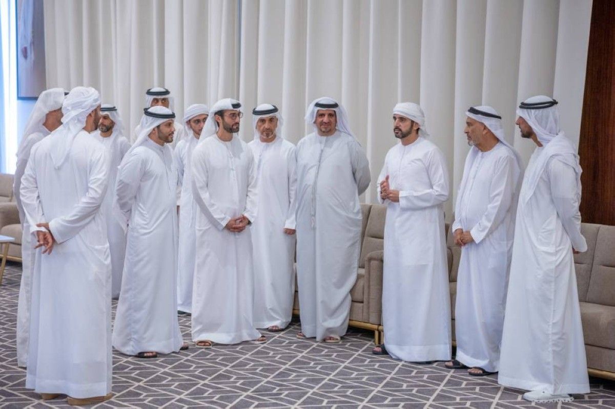 حمدان بن محمد يقدّم واجب العزاء في وفاة عبدالمجيد صديقي