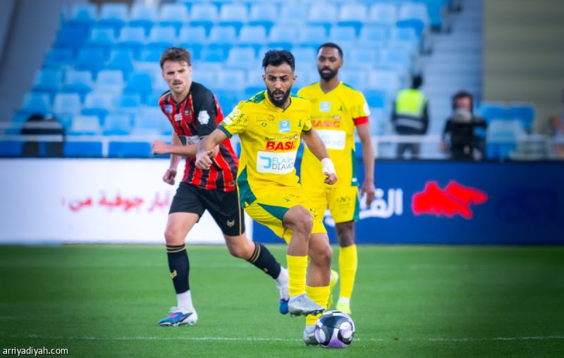 الرياض والخليج.. تعادل ثان