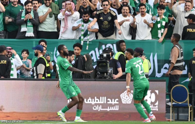 أزاح الشباب.. استثناءان تاريخيان أمام الأهلي