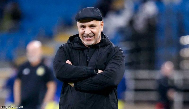 الشباب يتفق مع بن زكري