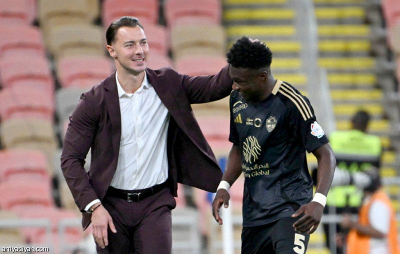 بكر يظهر أمام شباب الأهلي