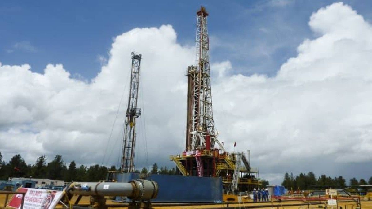 مصادر: فاليرو الأمريكية ستستورد 6.5 ملايين برميل من نفط فنزويلا