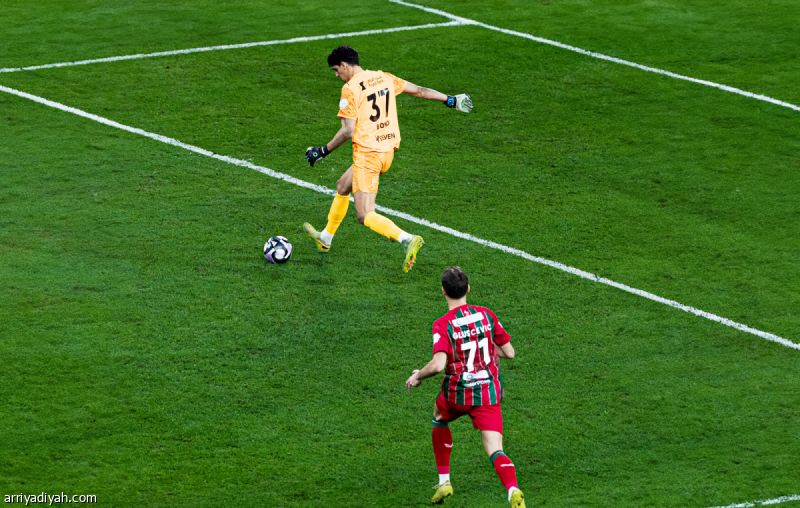 الهلال يسجل أطول سلسلة «كلين شيت»