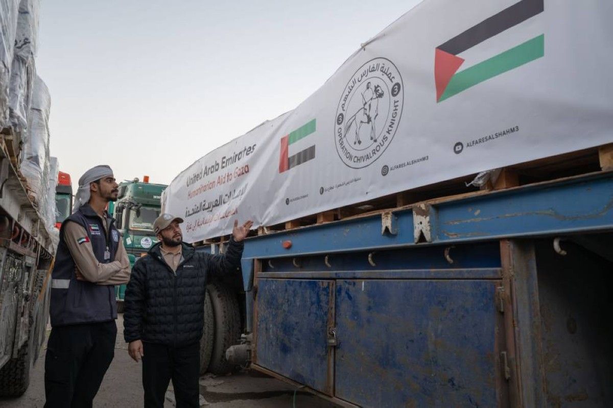 ضمن "الفارس الشهم 3".. دخول القافلة 301 إلى غزة محمّلة بـ 290 طناً من المواد الغذائية