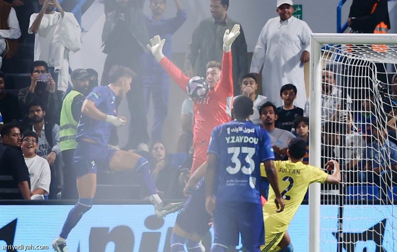 بينتو يعزز صدارة معدل «الشباك النظيفة»