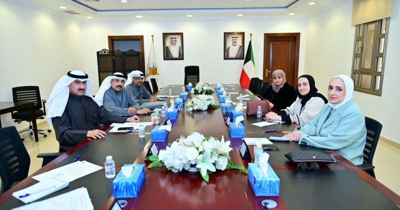 جانب من اجتماع اللجنة