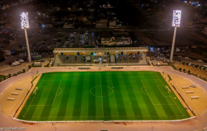 «الإنارة» تؤخر عودة النجمة إلى ملعبه