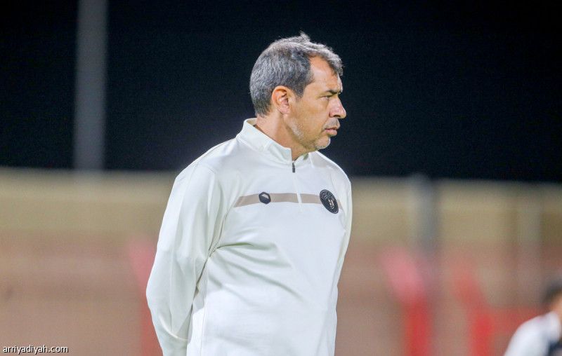 ضمك يفاضل بين الصلخدي وأريسلون