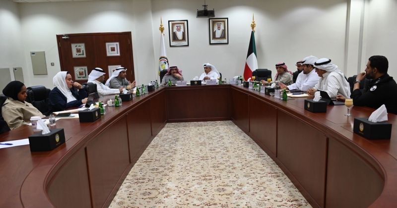 جانب من اجتماع لجنة الخدمات العامة بمحافظة الجهراء