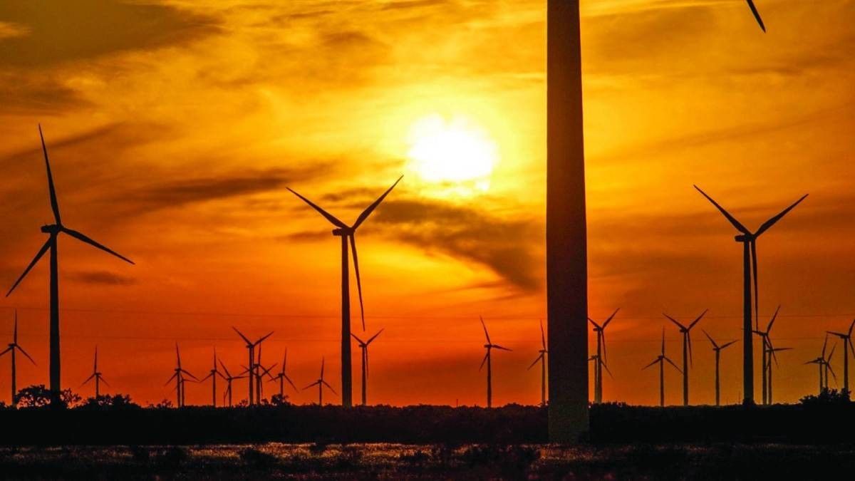 ولايات أمريكية تقاضي إدارة ترامب بسبب مشاريع الطاقة النظيفة