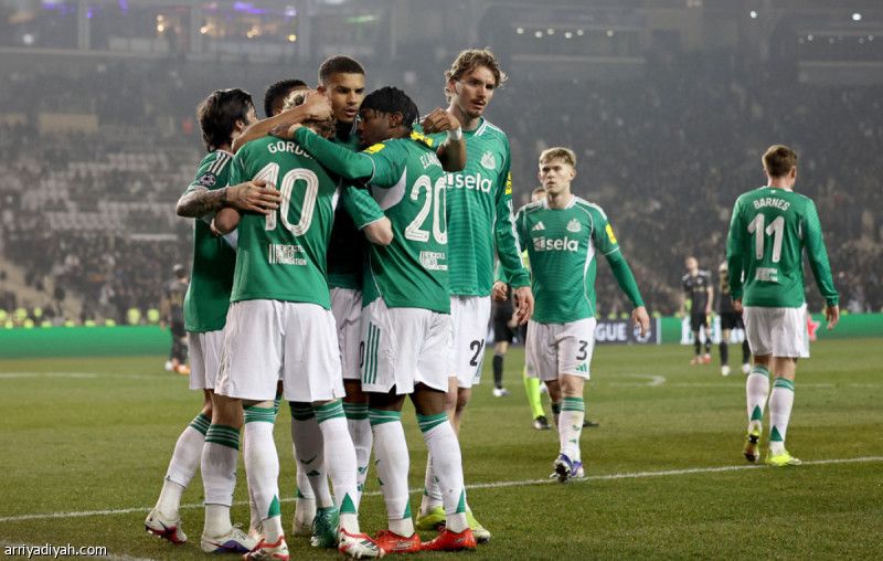 نيوكاسل يكتسح كارباج بسداسية