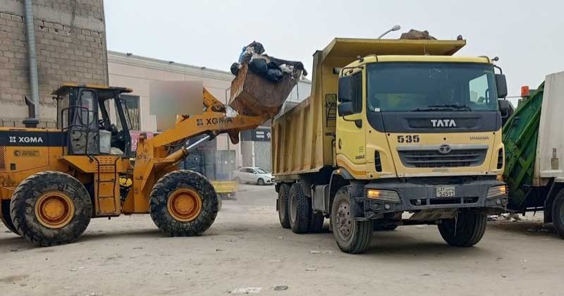 البلدية: رفع 32 درباً من المخلفات خلال حملة تفتيشية في «غرب أبوفطيرة الحرفية»