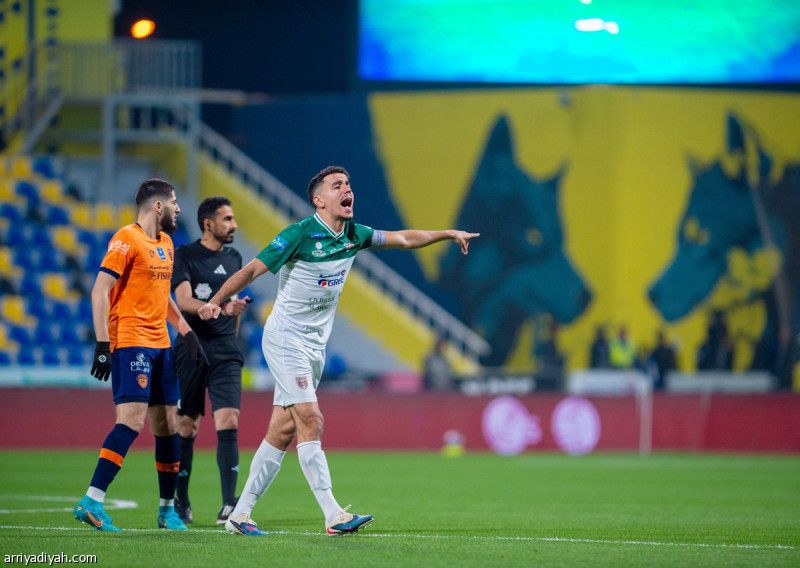 في جولة «يوم التأسيس».. التعاون بإطلالة بطل آسيا 88