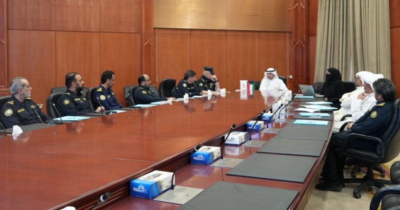 «الجمارك» و«التحريات المالية» تنسقان لإحكام الرقابة على مرور النقود براً وبحراً وجواً