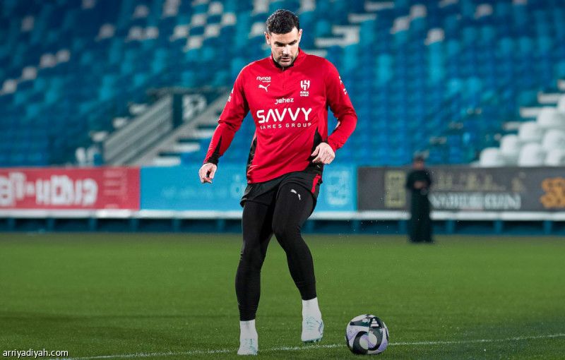 ثيو يدعم الهلال.. ميتاي انتظار