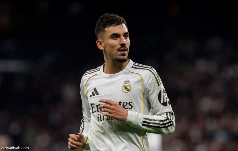 تمزق عضلي يبعد سيبايوس عن الريال