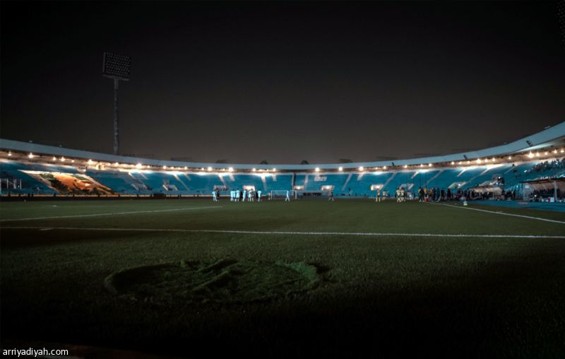 الكهرباء تعطّل الخليج ونيوم 19 دقيقة