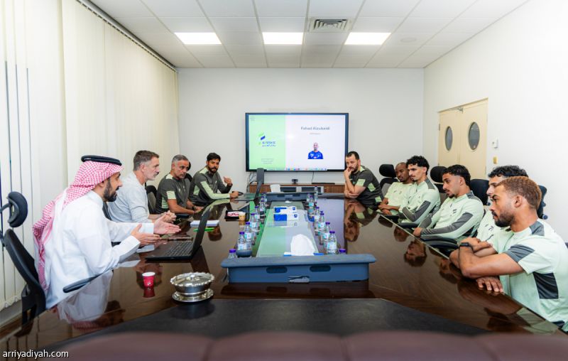 قبل المونديال.. الأخضر يجتمع بلاعبي الفتح والأخدود