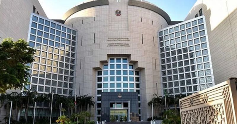 الإمارات تؤكد تضامنها الكامل مع الكويت ودعمها لسيادتها على مناطقها البحرية