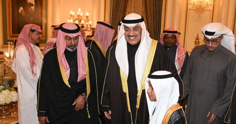 حشود غفيرة في «دار يمامة» لتقديم التهاني الرمضانية