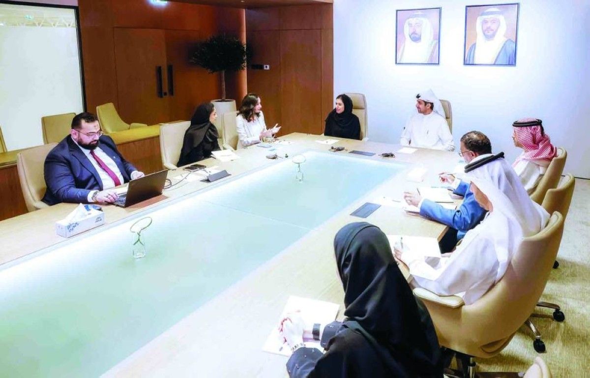 اقتصادية الشارقة تبحث التعاون مع «مؤسسة خالد بن سلطان الإنسانية»