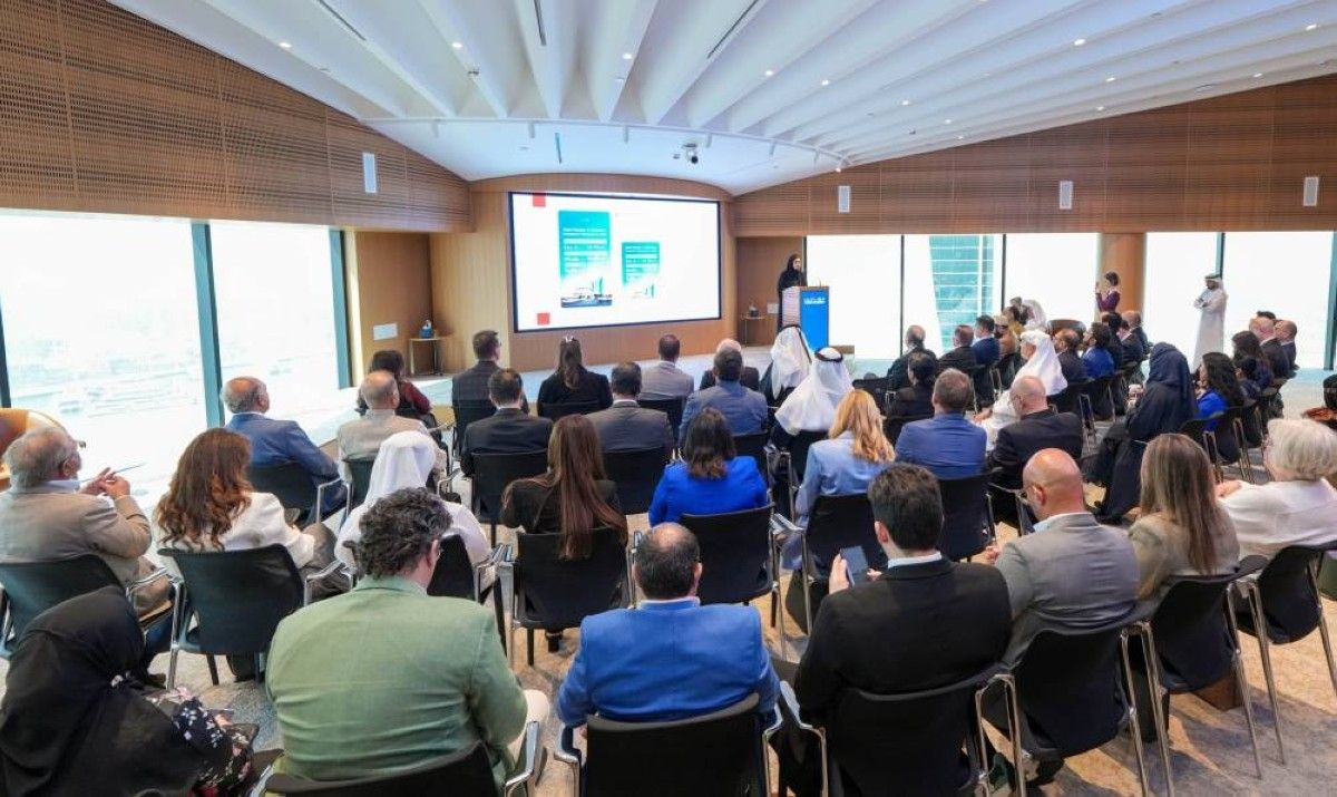 غرفة تجارة دبي تبحث تعزيز تنافسية القطاع الخاص