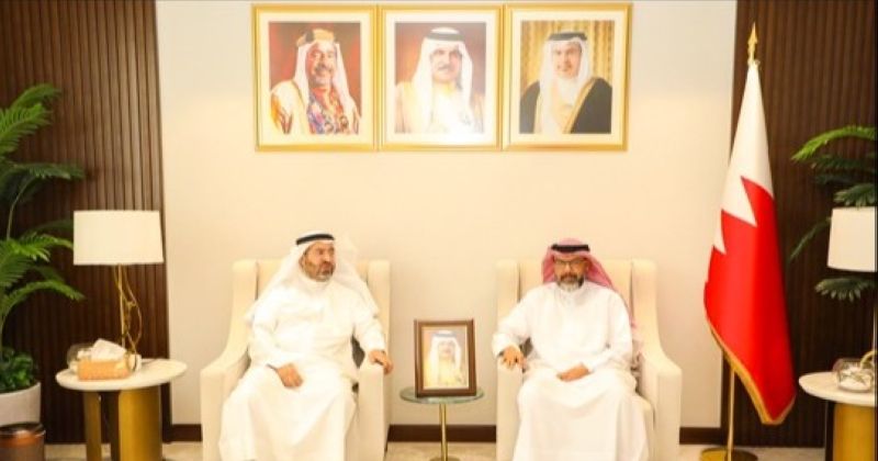مدير الأوقاف السنية البحرينية مستقبلاً وفد من بيت الزكاة