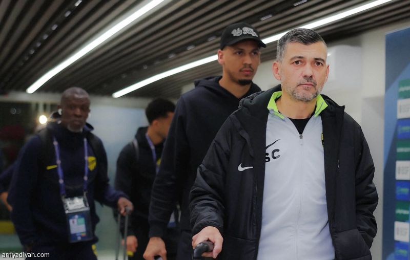 بعد 39 يوما.. بيرجوين يعود أساسيا