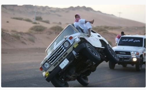 رسمياً:  السعودية تبدأ حرب شرسة ضد رياضة الموت التي انتشرت بين الشباب وتكشف عن عدد ضحاياها والعقوبات التي ستطبق على المتور...