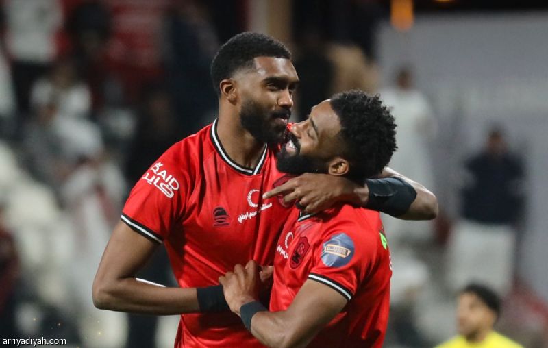 الرائد يعبر الجبيل.. والجندل يعادل البكيرية