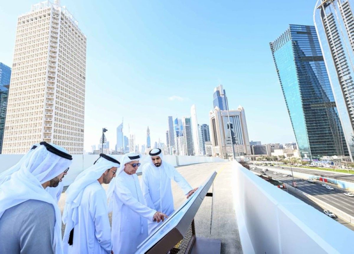 "طرق دبي" تفتتح جسراً بطول 1000 متر يربط بين شارعي الشيخ زايد والشيخ خليفة بن زايد