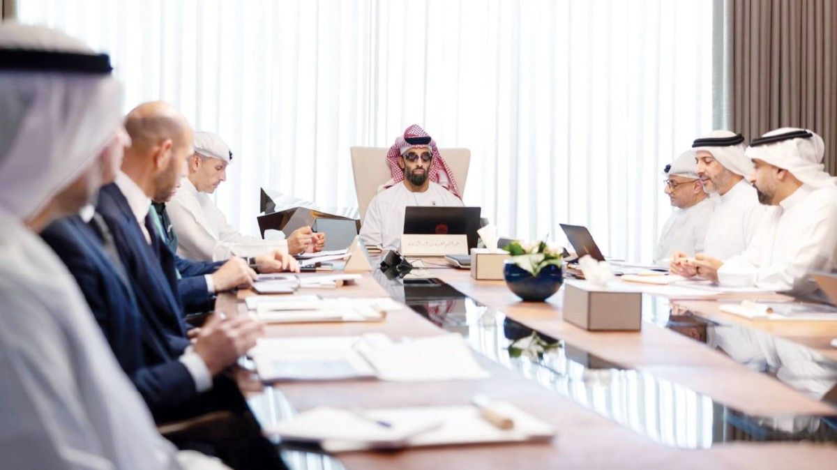 طحنون بن زايد: ماضون بتسريع ابتكارات الذكاء الاصطناعي لدعم مستقبل أكثر ازدهاراً