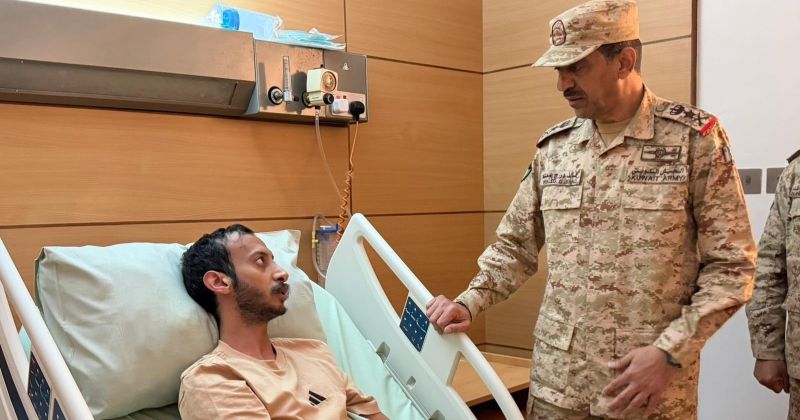 رئيس الأركان يطمئن على مصابي قاعدة «علي السالم الجوية»