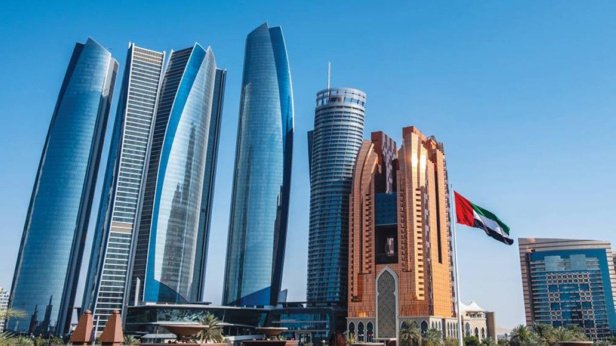 الإمارات تحتفظ بحقها الكامل في الرد على التصعيد